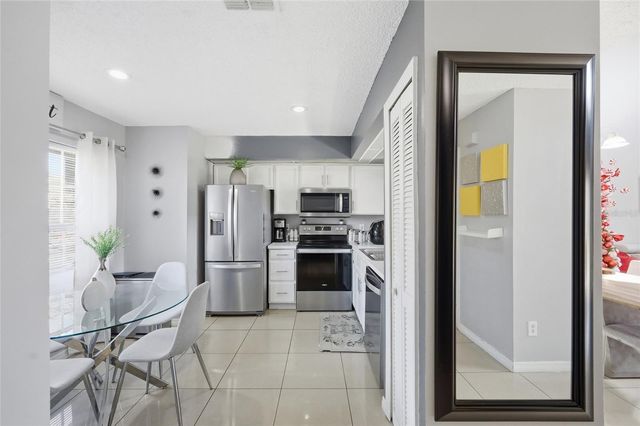 1232 BAREFOOT BAY DRIVE, Orlando, FL 32824