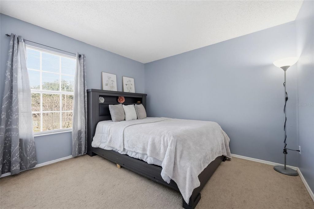 Image 22 of property listing at 1232 BAREFOOT BAY DRIVE, Orlando, FL 32824