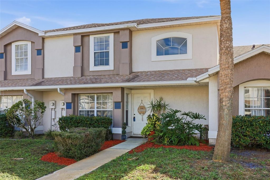 Image 29 of property listing at 1232 BAREFOOT BAY DRIVE, Orlando, FL 32824