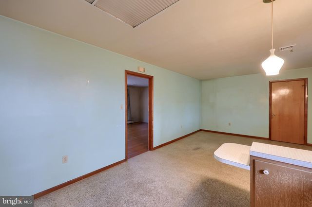 222 ROBIN RD, Hershey, PA 17033