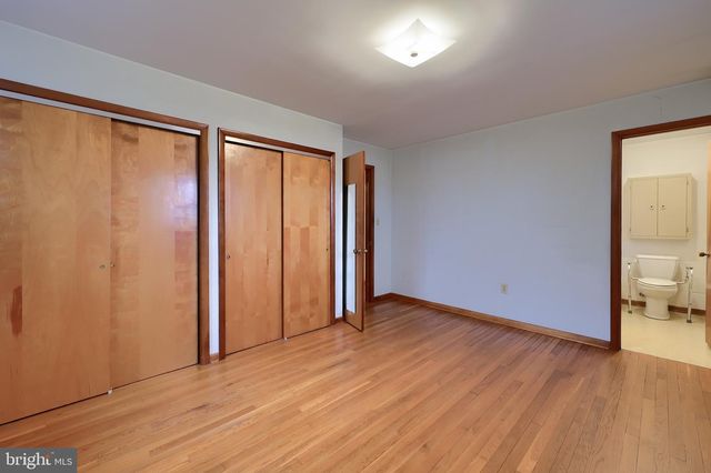 222 ROBIN RD, Hershey, PA 17033