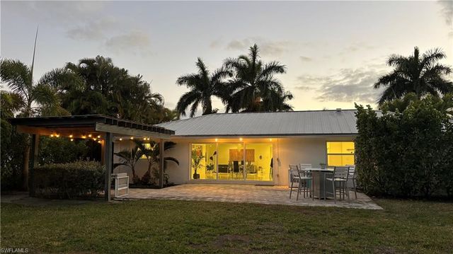 1357 Kingswood CT, Fort Myers, FL 33919