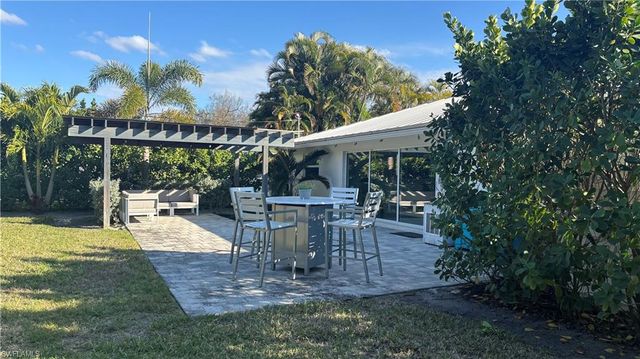 1357 Kingswood CT, Fort Myers, FL 33919