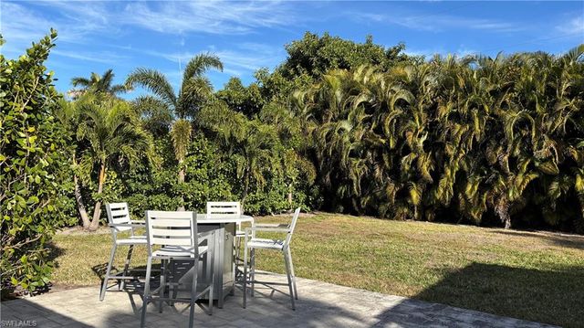 1357 Kingswood CT, Fort Myers, FL 33919