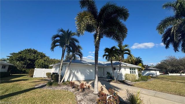 1357 Kingswood CT, Fort Myers, FL 33919