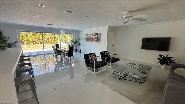 1357 Kingswood CT, Fort Myers, FL 33919