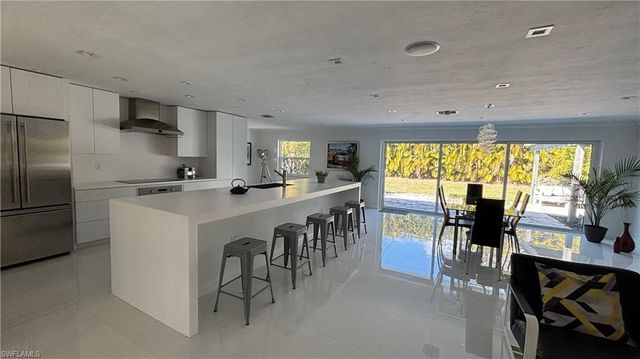 1357 Kingswood CT, Fort Myers, FL 33919