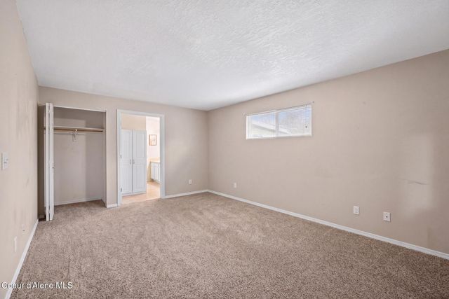 114 Bayview RD, Athol, ID 83801