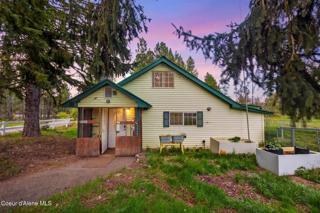 114 Bayview RD, Athol, ID 83801