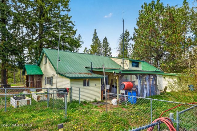 114 Bayview RD, Athol, ID 83801