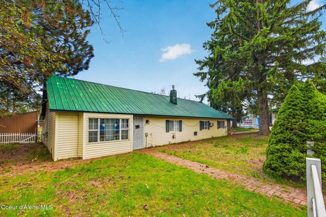 114 Bayview RD, Athol, ID 83801