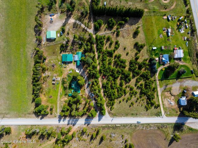 114 Bayview RD, Athol, ID 83801