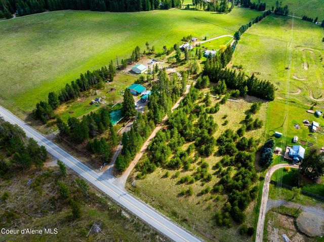 114 Bayview RD, Athol, ID 83801