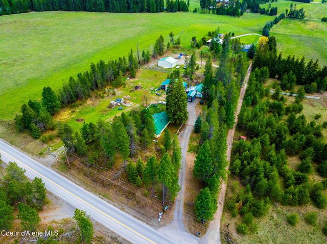 114 Bayview RD, Athol, ID 83801
