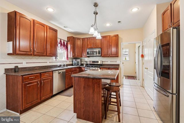 104 RYANS RUN, Sicklerville, NJ 08081