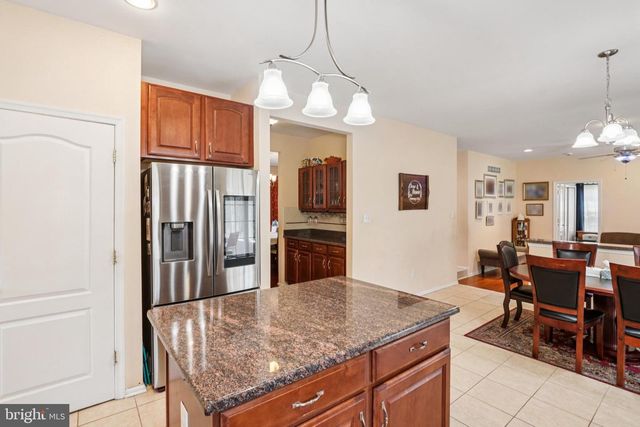 104 RYANS RUN, Sicklerville, NJ 08081