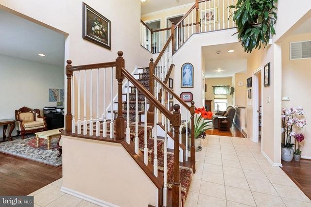 104 RYANS RUN, Sicklerville, NJ 08081