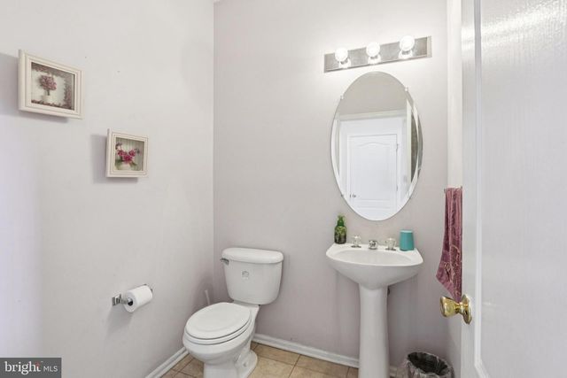 104 RYANS RUN, Sicklerville, NJ 08081