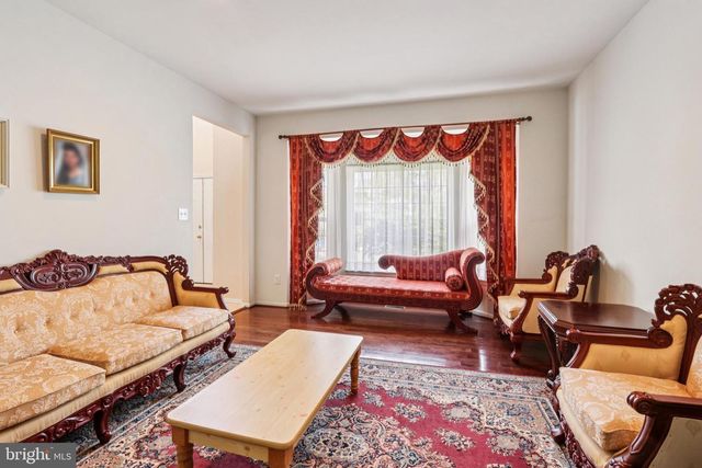 104 RYANS RUN, Sicklerville, NJ 08081