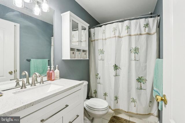 104 RYANS RUN, Sicklerville, NJ 08081