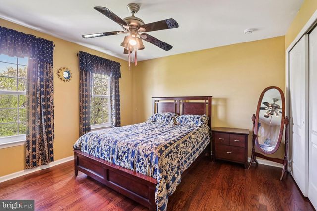 104 RYANS RUN, Sicklerville, NJ 08081