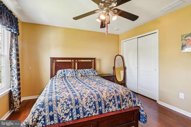 104 RYANS RUN, Sicklerville, NJ 08081