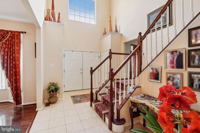 104 RYANS RUN, Sicklerville, NJ 08081