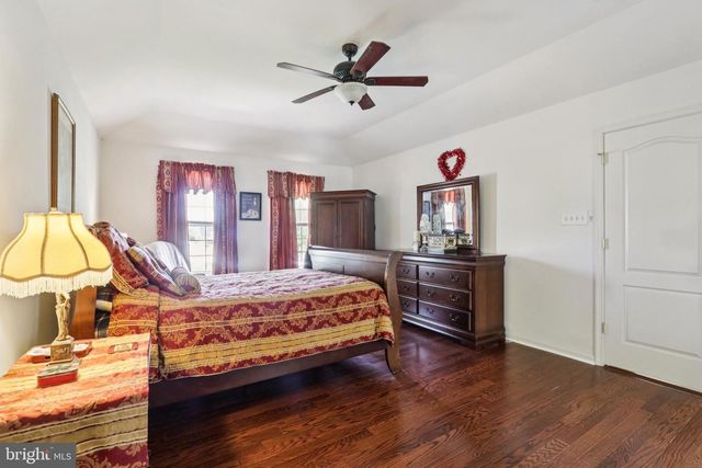 104 RYANS RUN, Sicklerville, NJ 08081