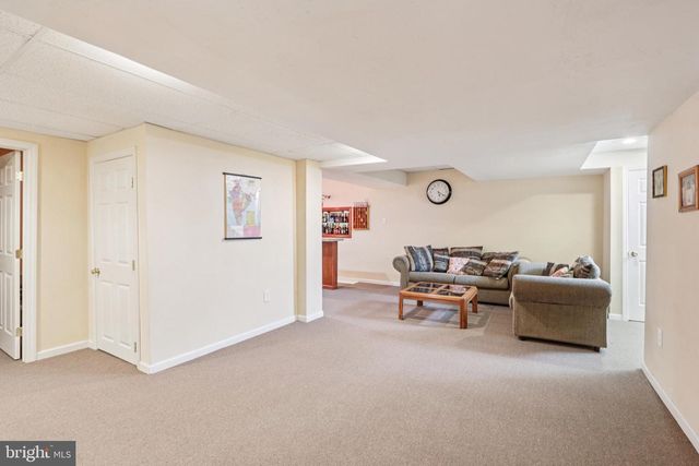 104 RYANS RUN, Sicklerville, NJ 08081