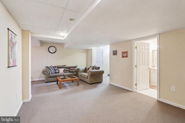 104 RYANS RUN, Sicklerville, NJ 08081