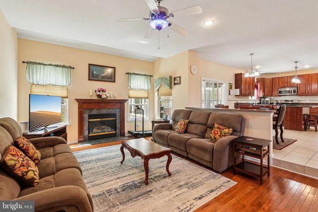 104 RYANS RUN, Sicklerville, NJ 08081