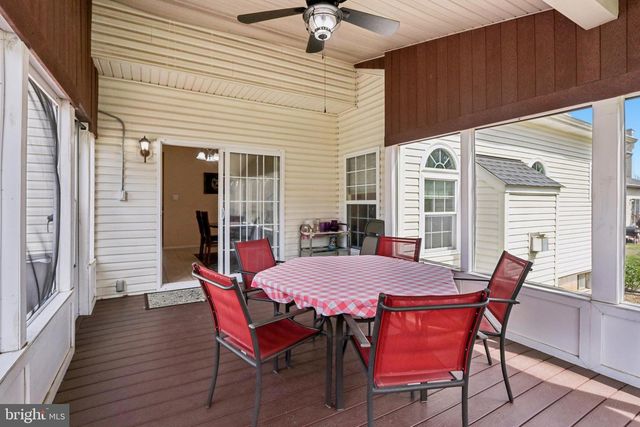 104 RYANS RUN, Sicklerville, NJ 08081