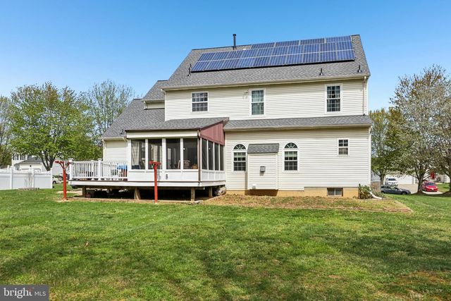 104 RYANS RUN, Sicklerville, NJ 08081