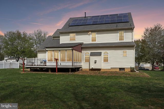 104 RYANS RUN, Sicklerville, NJ 08081