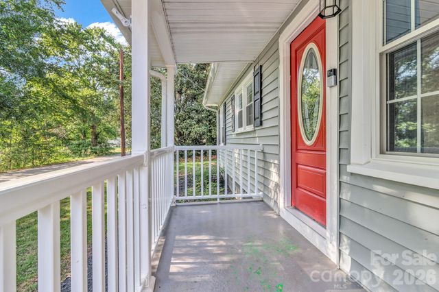 137 J E Morrow Street, Forest City, NC 28043