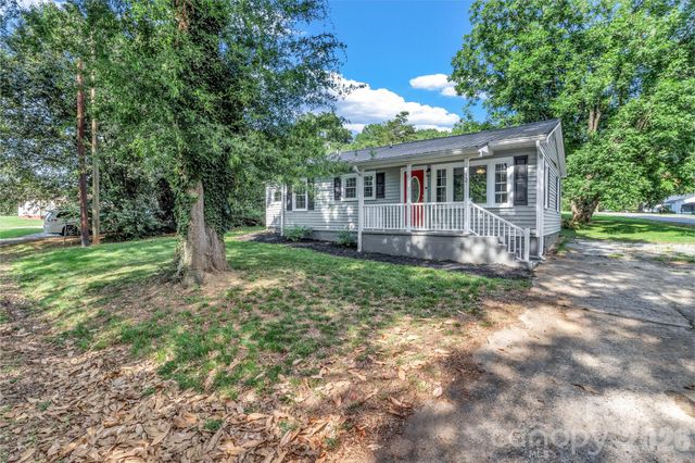137 J E Morrow Street, Forest City, NC 28043