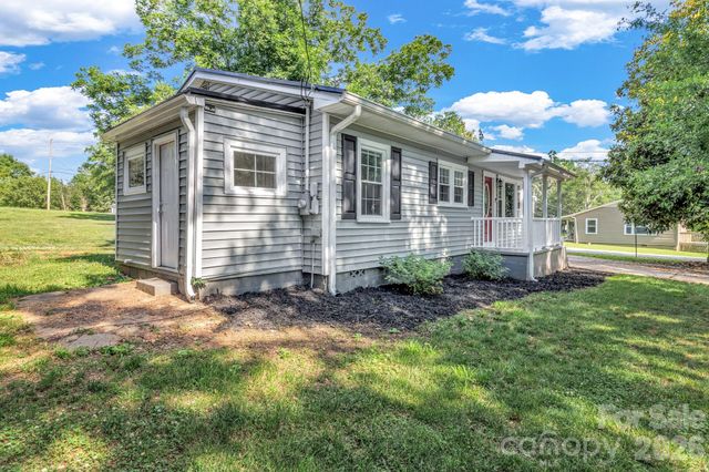 137 J E Morrow Street, Forest City, NC 28043