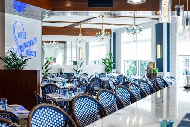 1001 10th AVE S, Naples, FL 34102