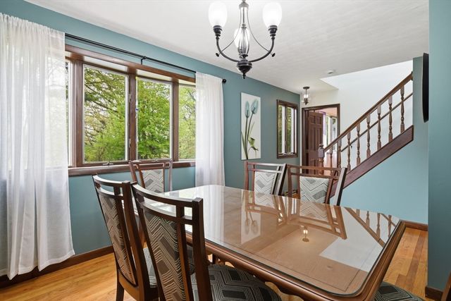 310 W Allen Ridge Rd, Springfield, MA 01118