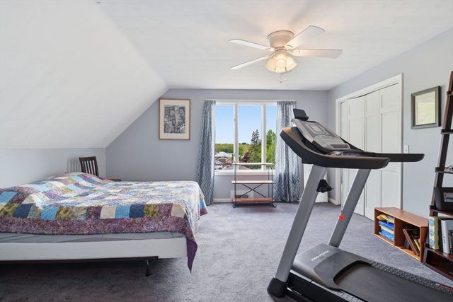 310 W Allen Ridge Rd, Springfield, MA 01118