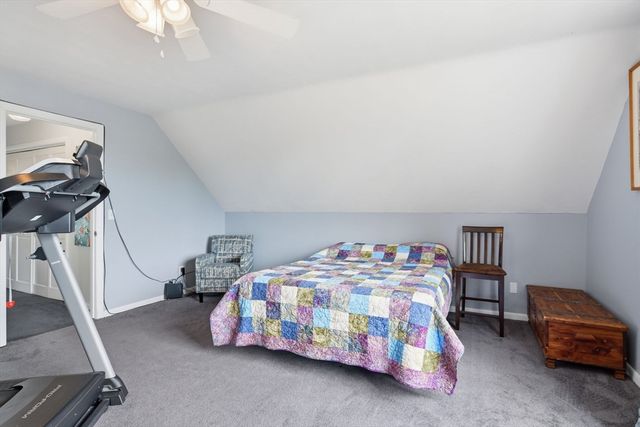310 W Allen Ridge Rd, Springfield, MA 01118