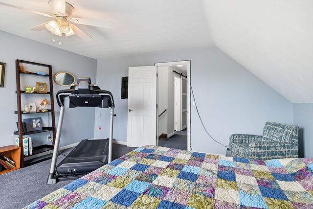 310 W Allen Ridge Rd, Springfield, MA 01118