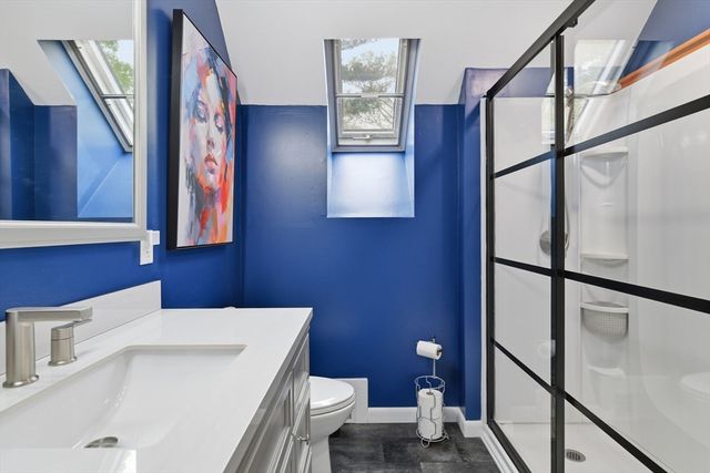 310 W Allen Ridge Rd, Springfield, MA 01118