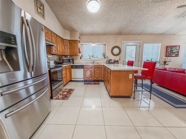 333 S Cannady Drive, Cedar Hill, TX 75104