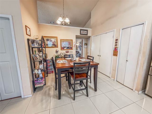 333 S Cannady Drive, Cedar Hill, TX 75104