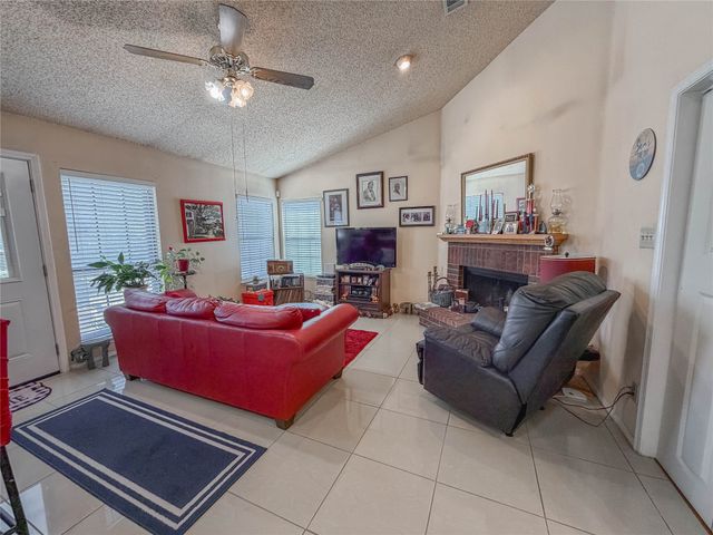 333 S Cannady Drive, Cedar Hill, TX 75104
