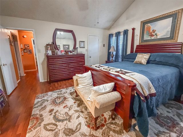 333 S Cannady Drive, Cedar Hill, TX 75104
