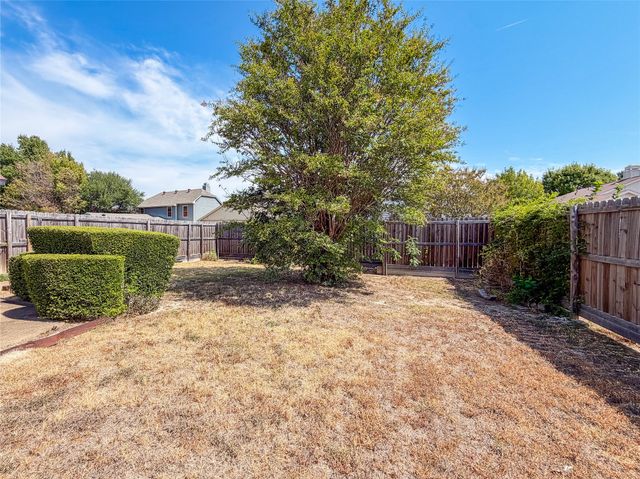 333 S Cannady Drive, Cedar Hill, TX 75104