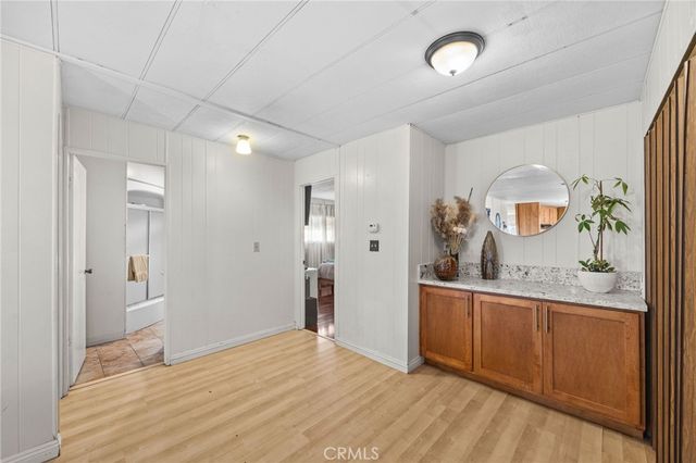 23301 Ridge Route Drive 109, Laguna Hills, CA 92653