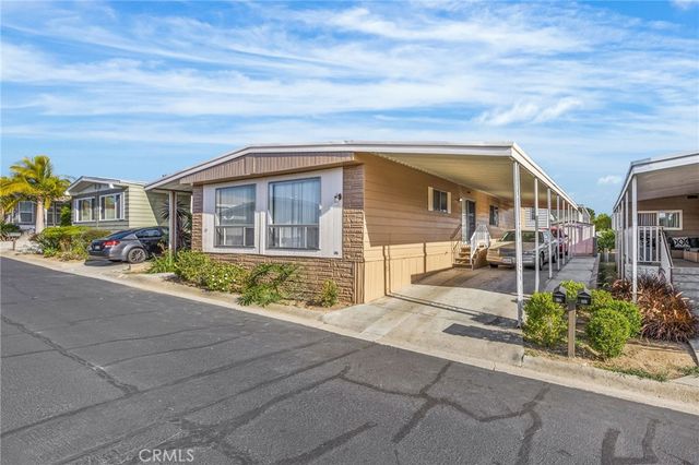 23301 Ridge Route Drive 109, Laguna Hills, CA 92653